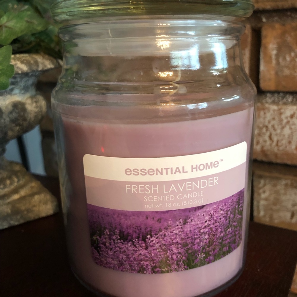 18 oz Jar Candle “Lavender “